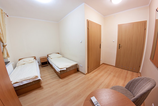 noclegi_swietlica_moszyce_001_640_427_100